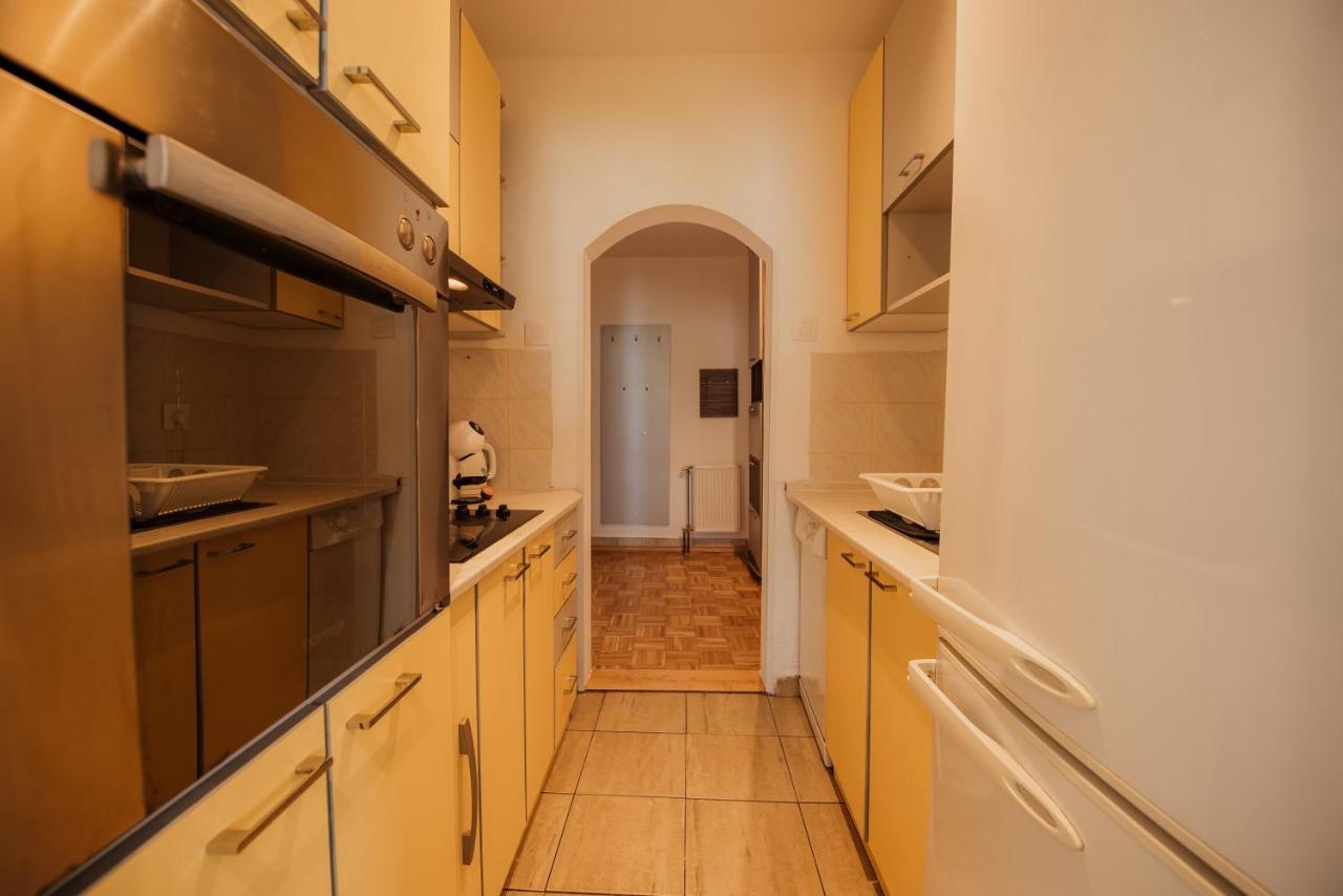 Mb Apartments Нови Сад Екстериор снимка