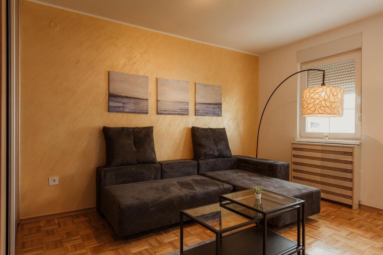 Mb Apartments Нови Сад Екстериор снимка