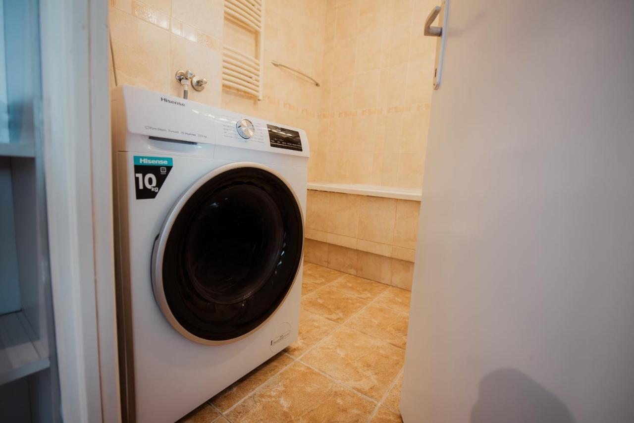 Mb Apartments Нови Сад Екстериор снимка