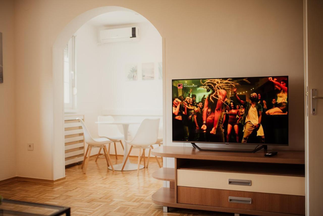 Mb Apartments Нови Сад Екстериор снимка